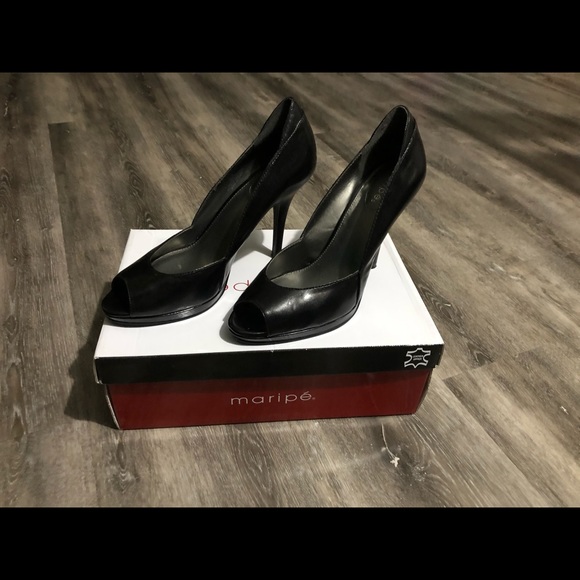 Maripe Black Betty Peep Toe Heels - Picture 2 of 3